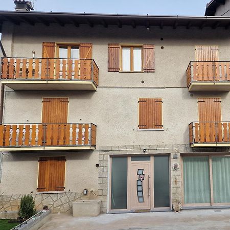 Residenza Rovetta Lägenhet Exteriör bild